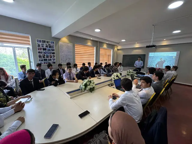 Softclub students and teachers